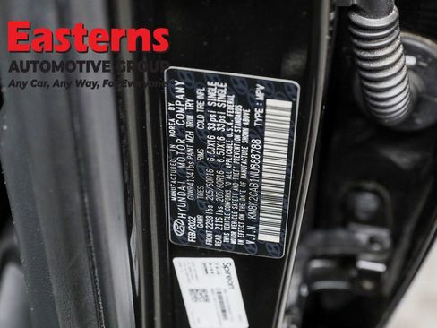 Used 2022 Hyundai Kona SE w/ Winter Weather Package image 34