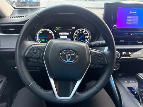 Used 2024 Toyota Venza LE AWD/4WD image 19