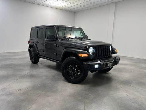 Used 2022 Jeep Wrangler Unlimited Sport image 2