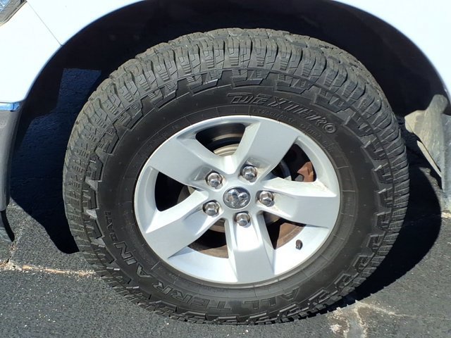 Used 2022 RAM 1500 Tradesman w/ Chrome Appearance Group RWD image 29