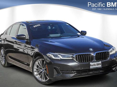 Certified 2023 BMW 530e w/ Convenience Package image 1