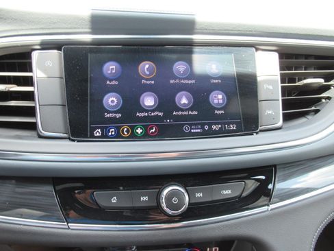Used 2024 Buick Enclave Essence w/ Technology Package FWD image 25