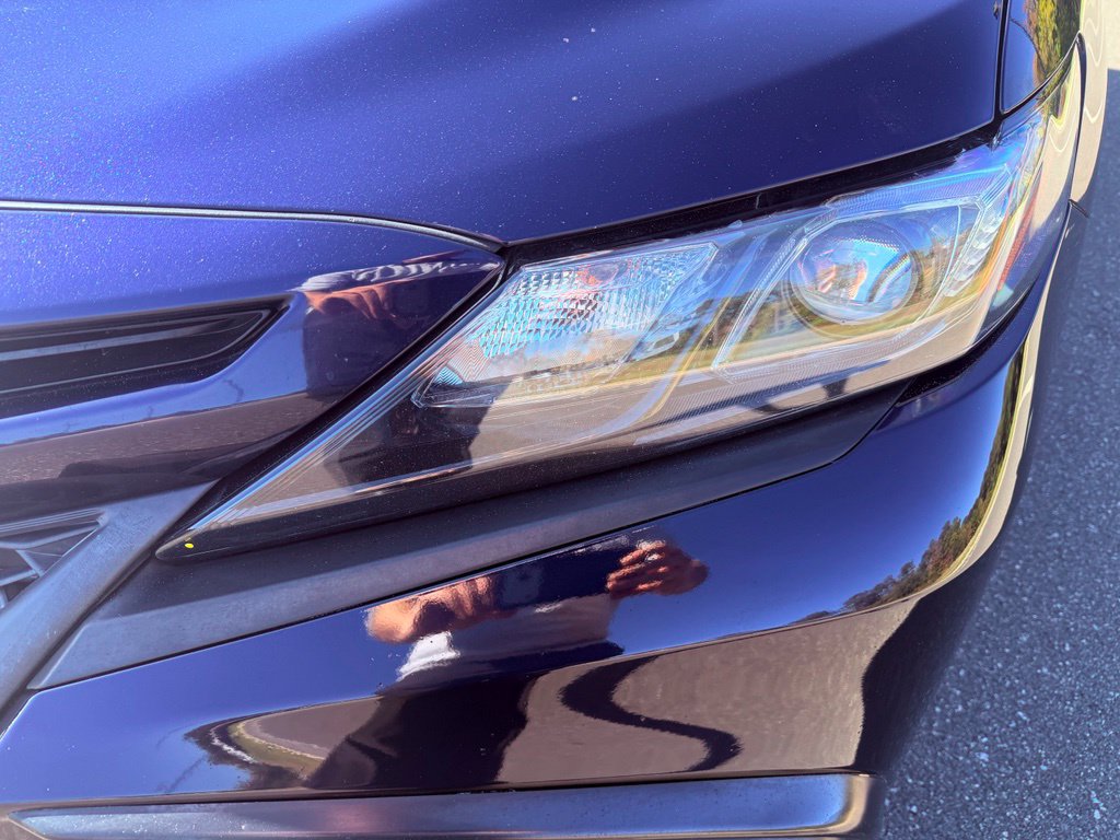 Used 2022 Toyota Camry SE FWD image 13