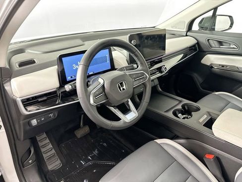 Used 2024 Honda Prologue Touring image 3
