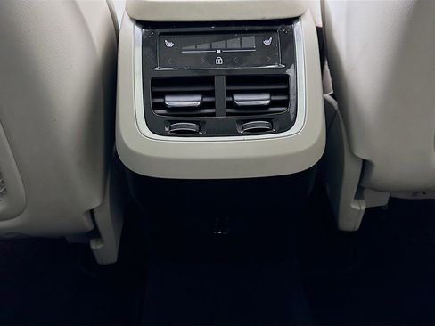 Used 2021 Volvo XC90 T6 Inscription w/ Advanced Package image 27