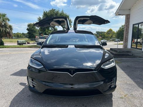 Used 2017 Tesla Model X 100D image 11