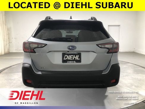 Used 2023 Subaru Outback Premium image 6