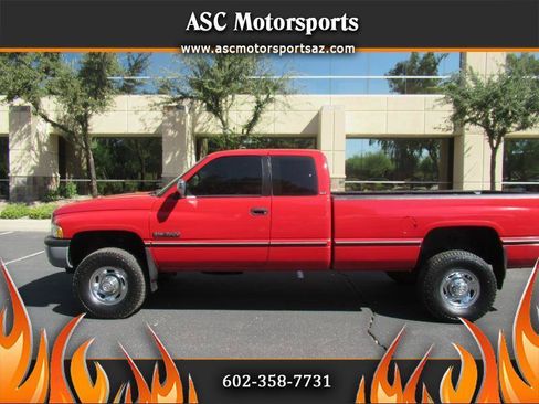 Used 1996 Dodge Ram 2500 Truck 4x4 Club Cab image 1