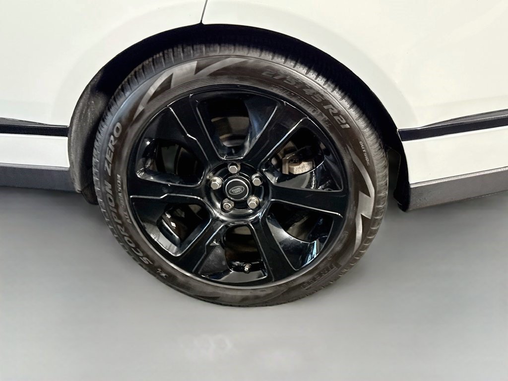 Used 2019 Land Rover Range Rover HSE AWD/4WD image 36