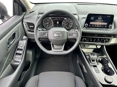 Used 2026 Nissan Rogue S image 11