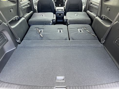 New 2026 GMC Acadia Elevation w/ Black Edition AWD/4WD image 23