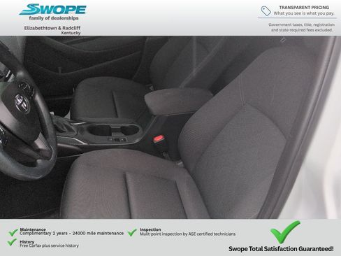 Used 2024 Toyota Corolla LE w/ LE Convenience Package FWD image 17