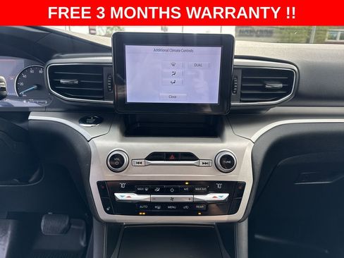 Used 2020 Ford Explorer XLT w/ Equipment Group 202A AWD/4WD image 20