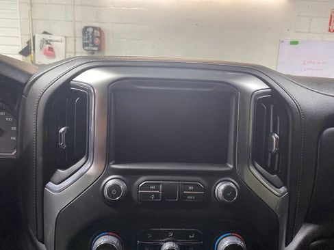 Used 2022 Chevrolet Silverado 2500 LT w/ Midnight Edition image 24