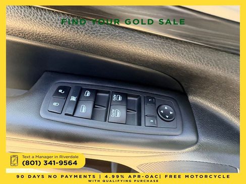 Used 2022 Jeep Grand Cherokee Laredo X image 23