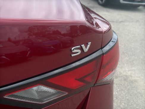 Certified 2023 Nissan Sentra SV w/ Trunk Package FWD image 8