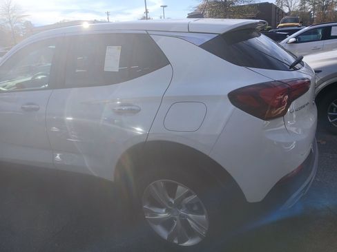Used 2025 Buick Encore GX Preferred image 5