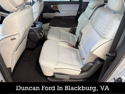 New 2026 Ford Expedition Max Platinum AWD/4WD image 12