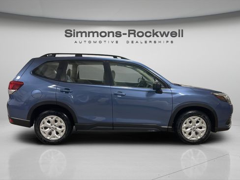 Used 2023 Subaru Forester AWD/4WD image 6