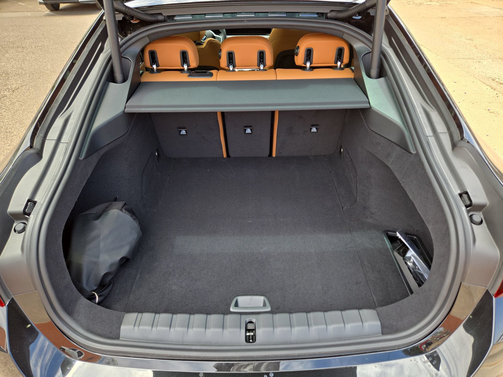 Used 2026 BMW i4 eDrive40 w/ M Sport Package RWD image 12