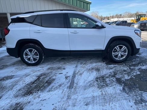 Certified 2020 GMC Terrain SLE w/ Driver Convenience Package image 6