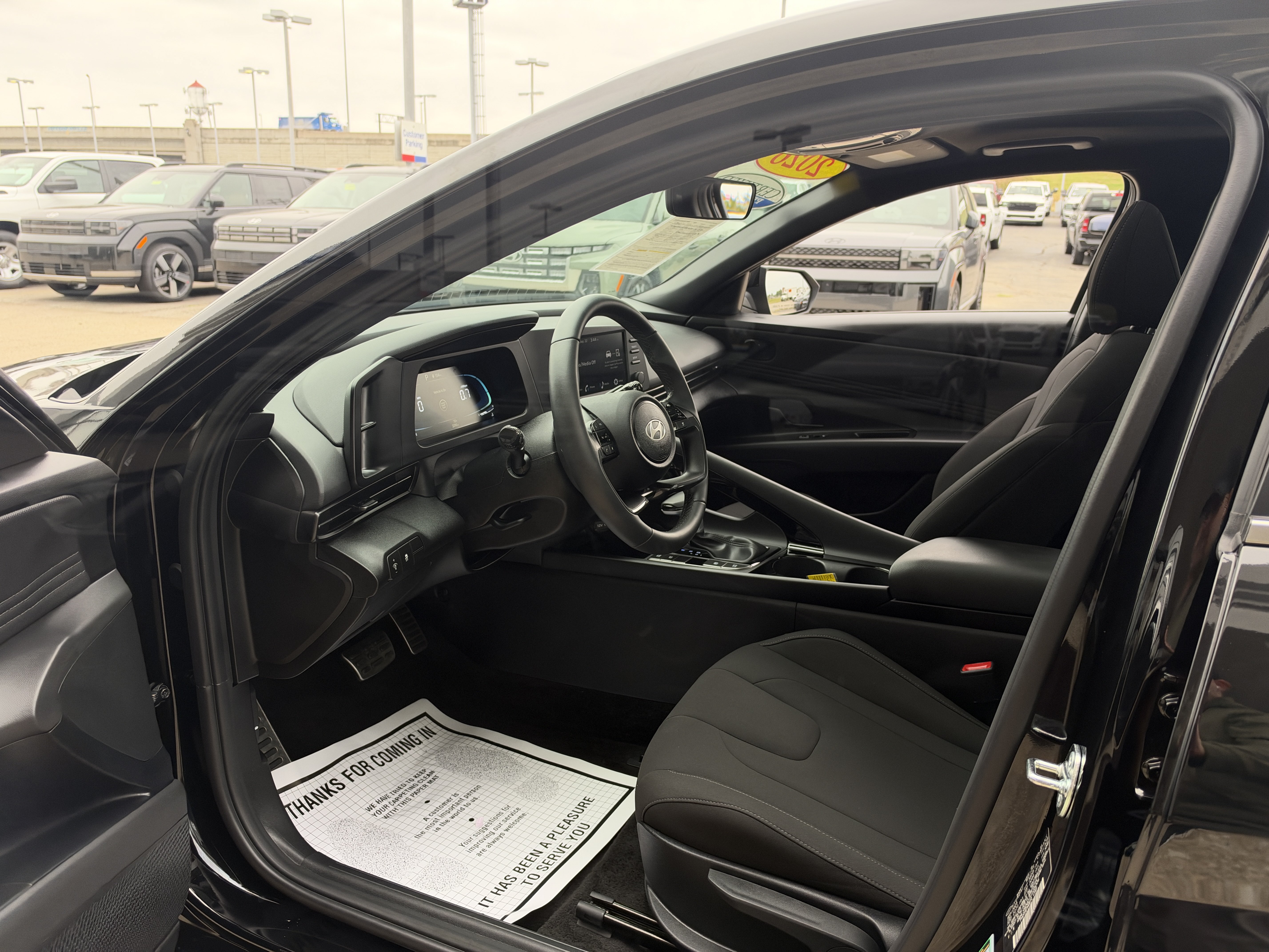 Certified 2026 Hyundai Elantra SEL Sport FWD image 24
