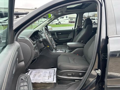 Used 2015 GMC Acadia SLE image 9