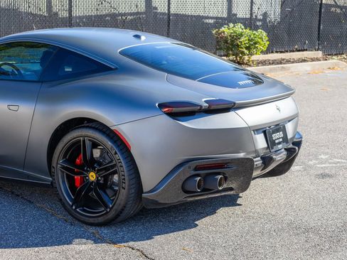 Used 2024 Ferrari Roma image 33