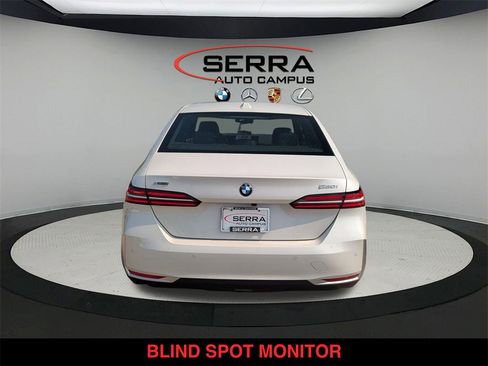 Used 2024 BMW 530i xDrive w/ Convenience Package image 8