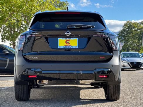 New 2026 Nissan Kicks SR w/ SR Premium Package image 6