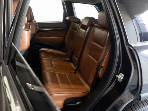 Used 2012 Jeep Grand Cherokee Overland image 19