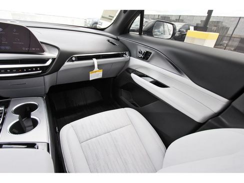 New 2027 Cadillac Lyriq Luxury AWD/4WD image 10