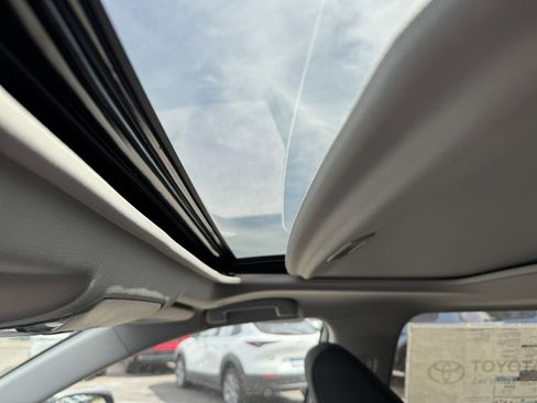 New 2025 Toyota RAV4 XLE image 33