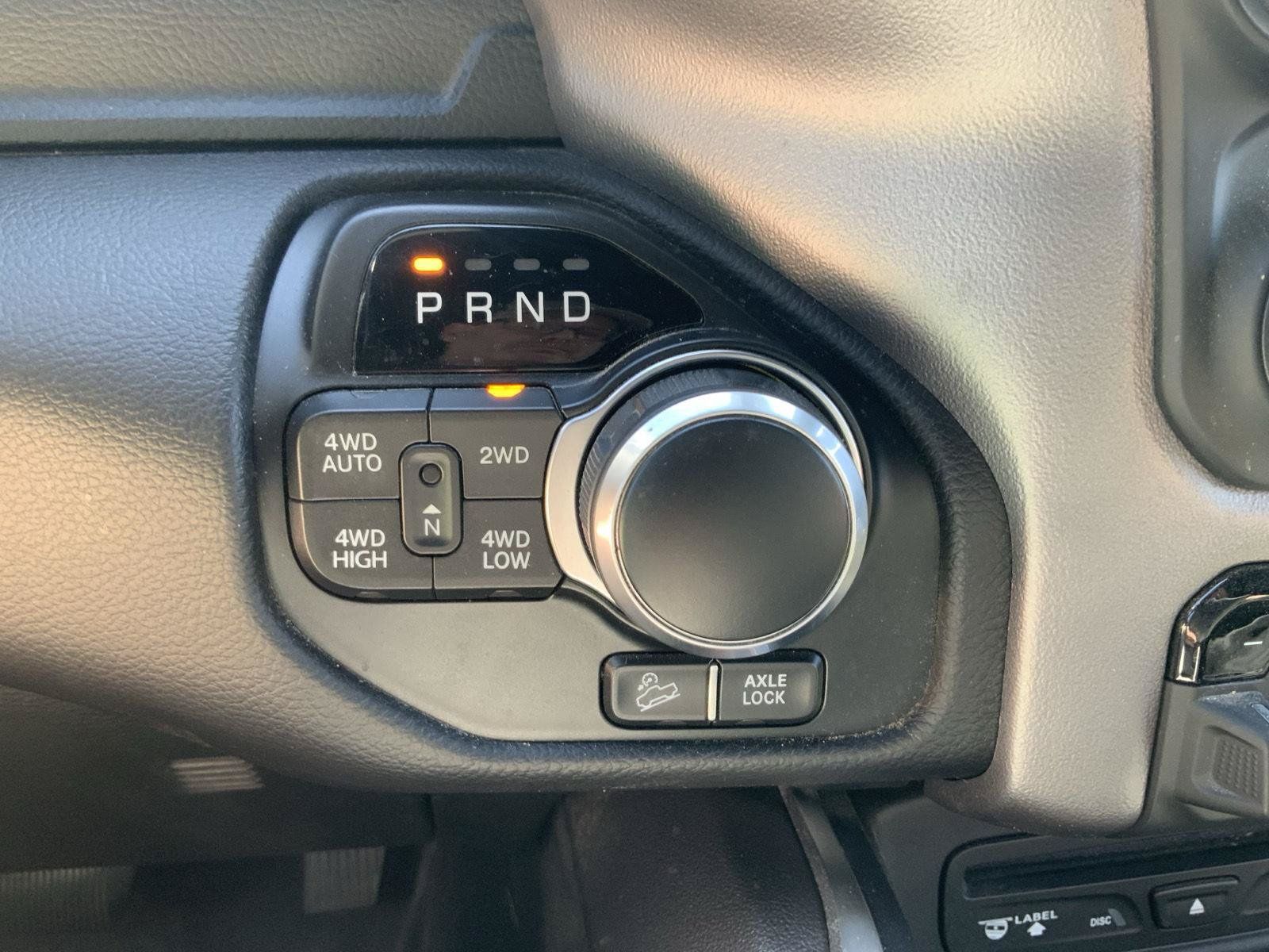 Used 2019 RAM 1500 Big Horn AWD/4WD image 30