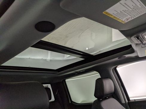 New 2025 Ford F250 Lariat w/ Lariat Ultimate Package image 27