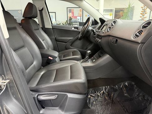 Used 2016 Volkswagen Tiguan S AWD/4WD image 17