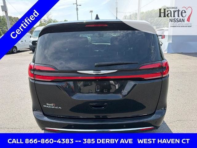 Used 2023 Chrysler Pacifica Touring-L FWD image 6