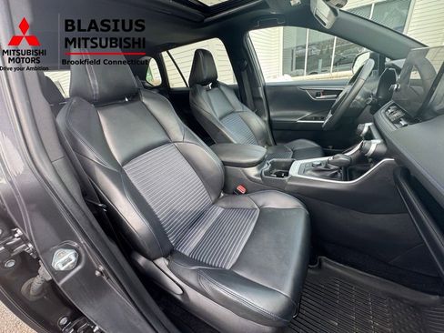 Used 2024 Toyota RAV4 XSE w/ Weather Package image 33