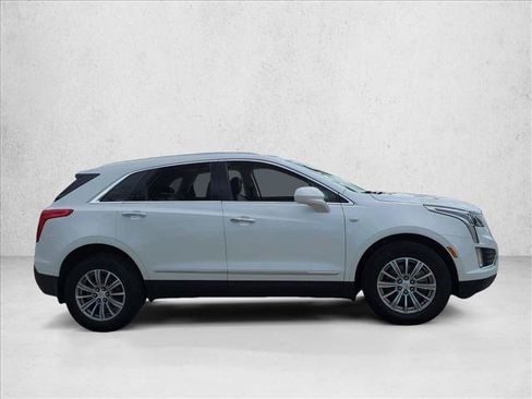 Used 2019 Cadillac XT5 Luxury FWD image 4