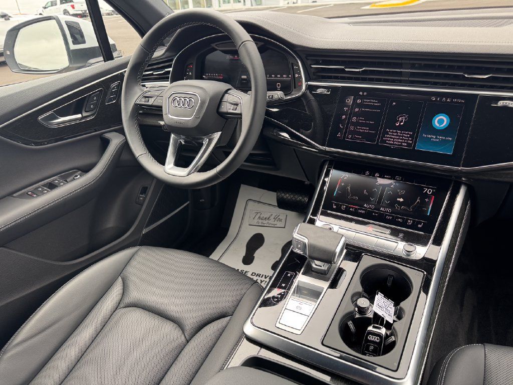Used 2025 Audi Q7 3.0T Premium Plus AWD/4WD image 26