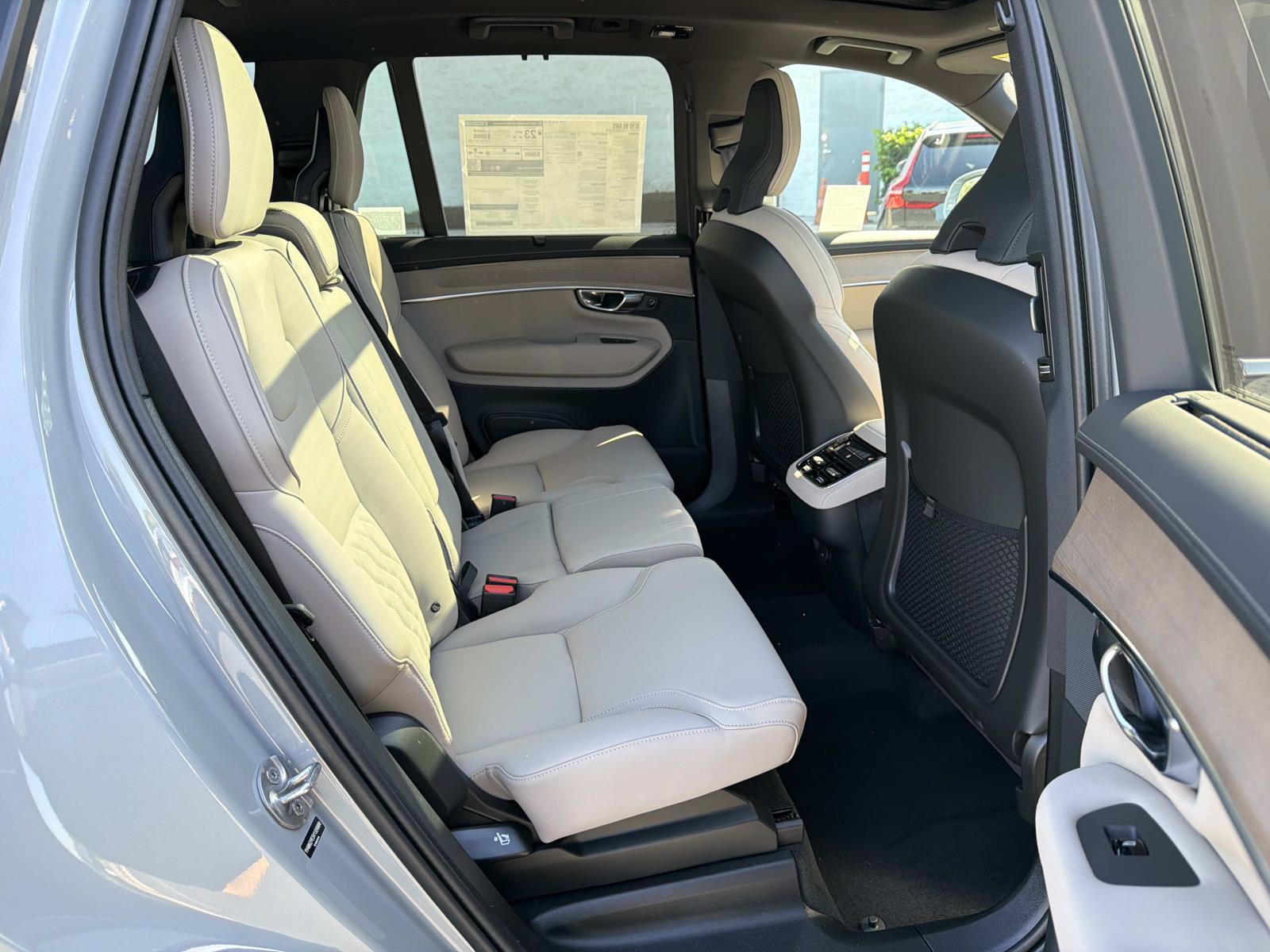 New 2027 Volvo XC90 B6 Plus AWD/4WD image 20