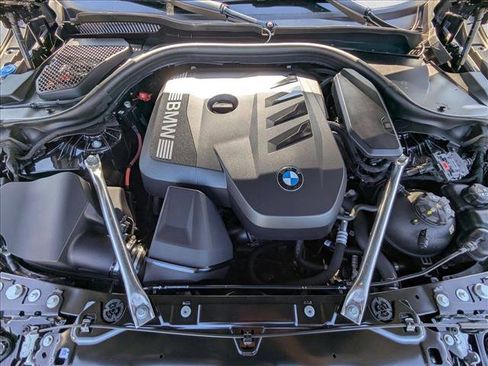 Certified 2025 BMW 530i image 24