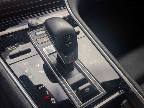 Certified 2023 Porsche Panamera image 20