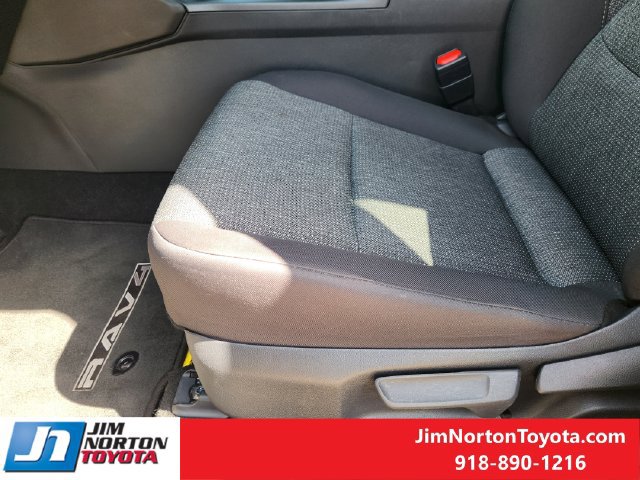 Used 2026 Toyota RAV4 LE FWD image 25