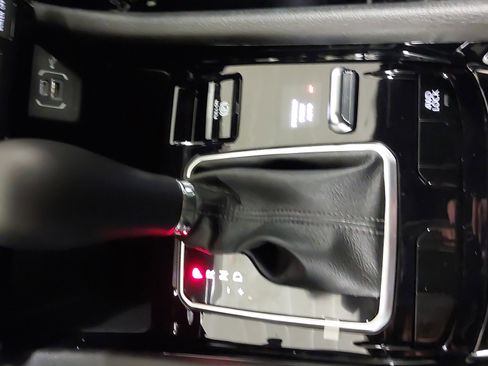 New 2026 Jeep Compass Latitude image 21