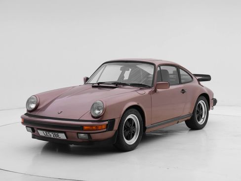 Used 1987 Porsche 911 Carrera image 1