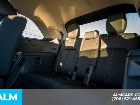 Used 2024 MAZDA CX-90 3.3 Turbo w/ Select Package image 10