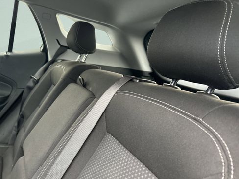 Used 2024 GMC Terrain SLE image 15