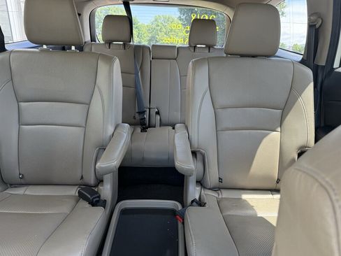 Used 2018 Honda Pilot Elite image 32