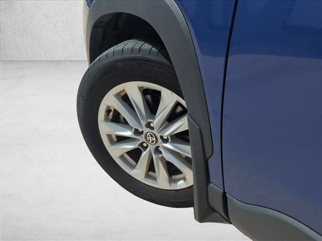 Certified 2023 Toyota Corolla Cross LE FWD image 10